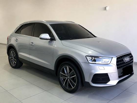 AUDI Q3 1.4 TFSI AMBITION GASOLINA 4P S TRONIC